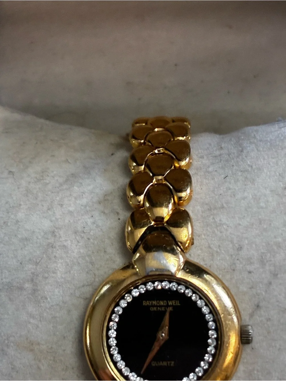 Raymond Weil Ladies Watch 18K Gold Plated Black Dial Swiss Made  New Battery